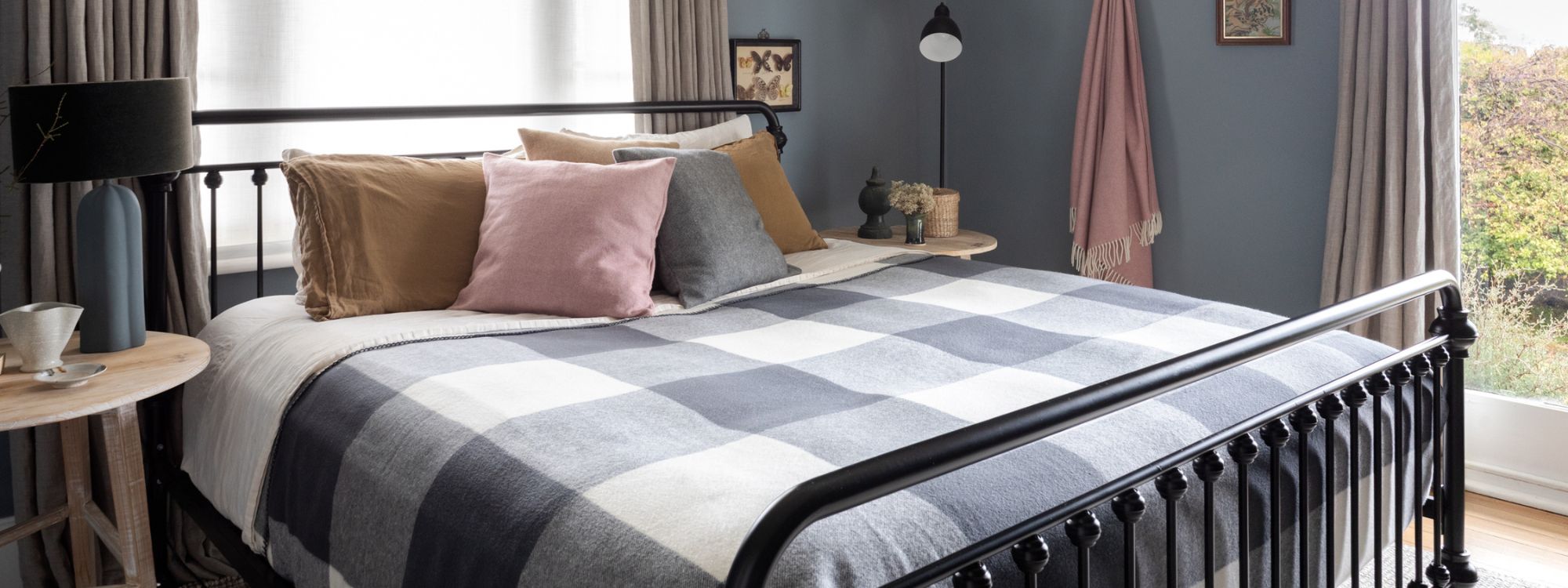 Wool vs Fleece Blankets: Which Is Better?