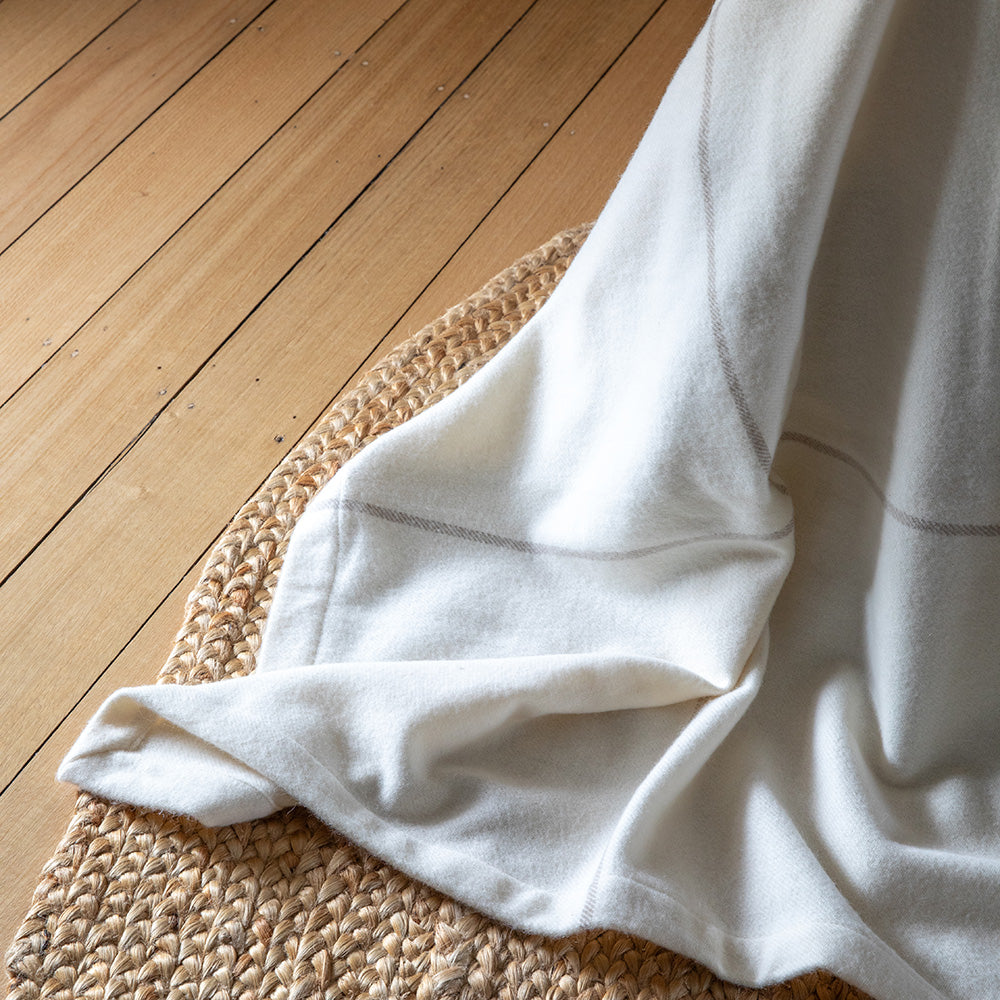 Cascade Blanket in Oatmeal | King