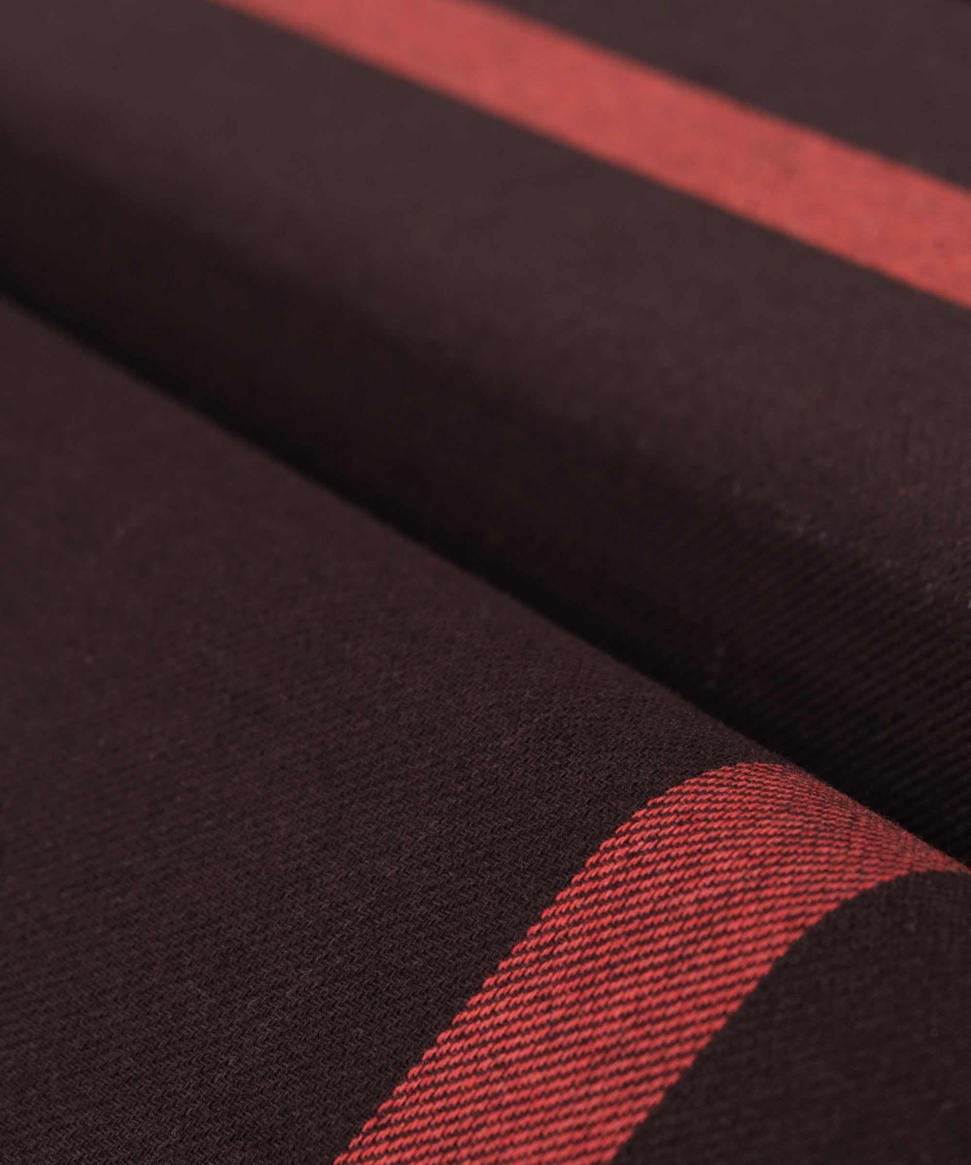 A Ravine throw on the loom.
