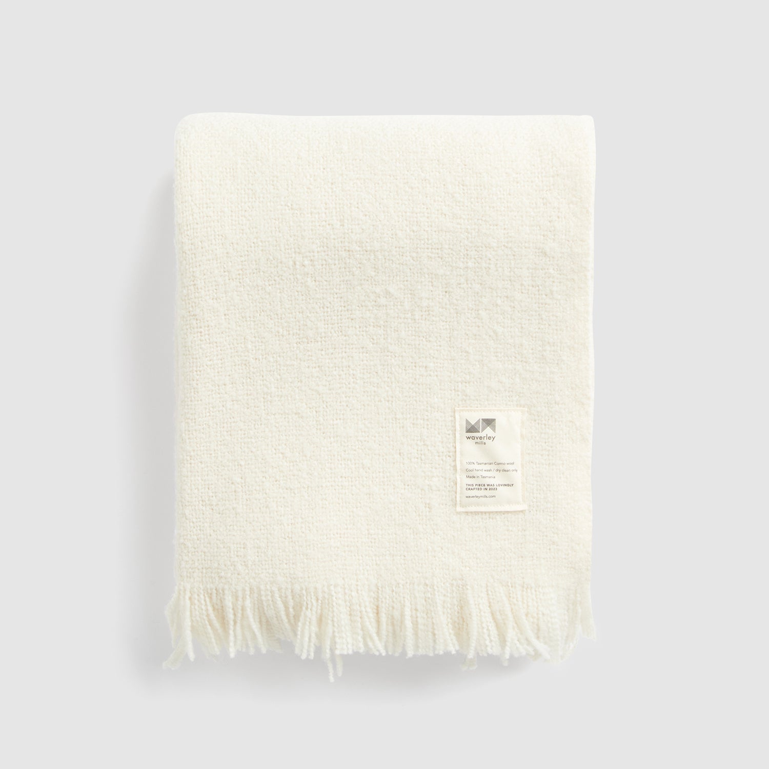 Cooper's Cormo Boucle Throw in Natural – Waverley Mills